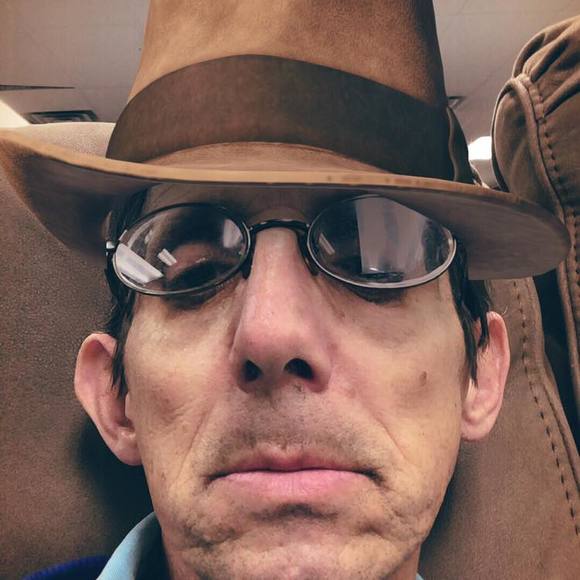 Meet your Posher, Robert - Picture 1 of 1